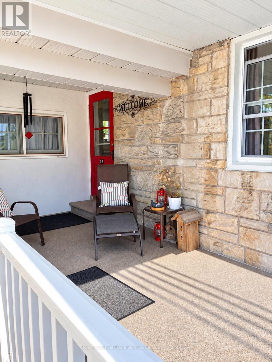 56 Sanders Street E Property Photo 2
