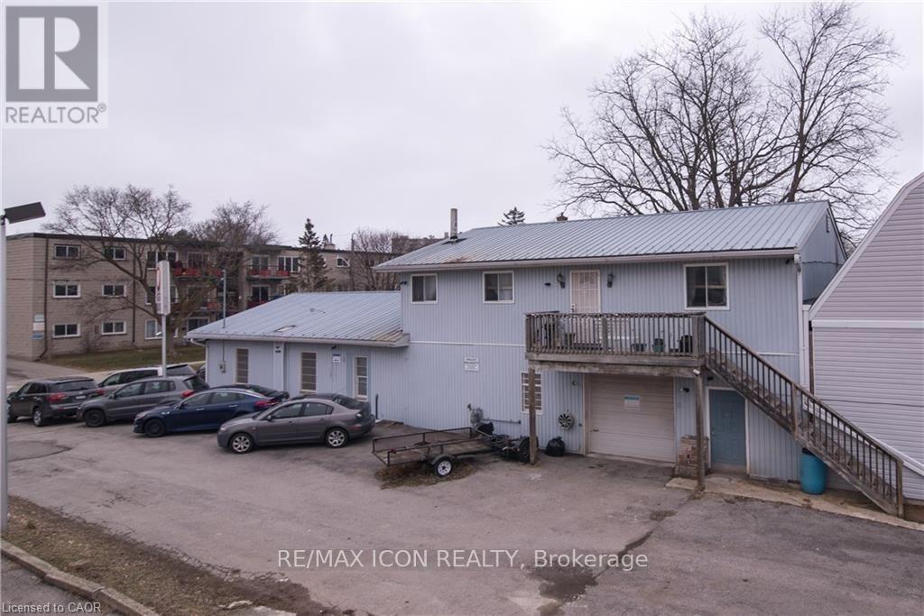 227 Louisa Street Property Photo 4
