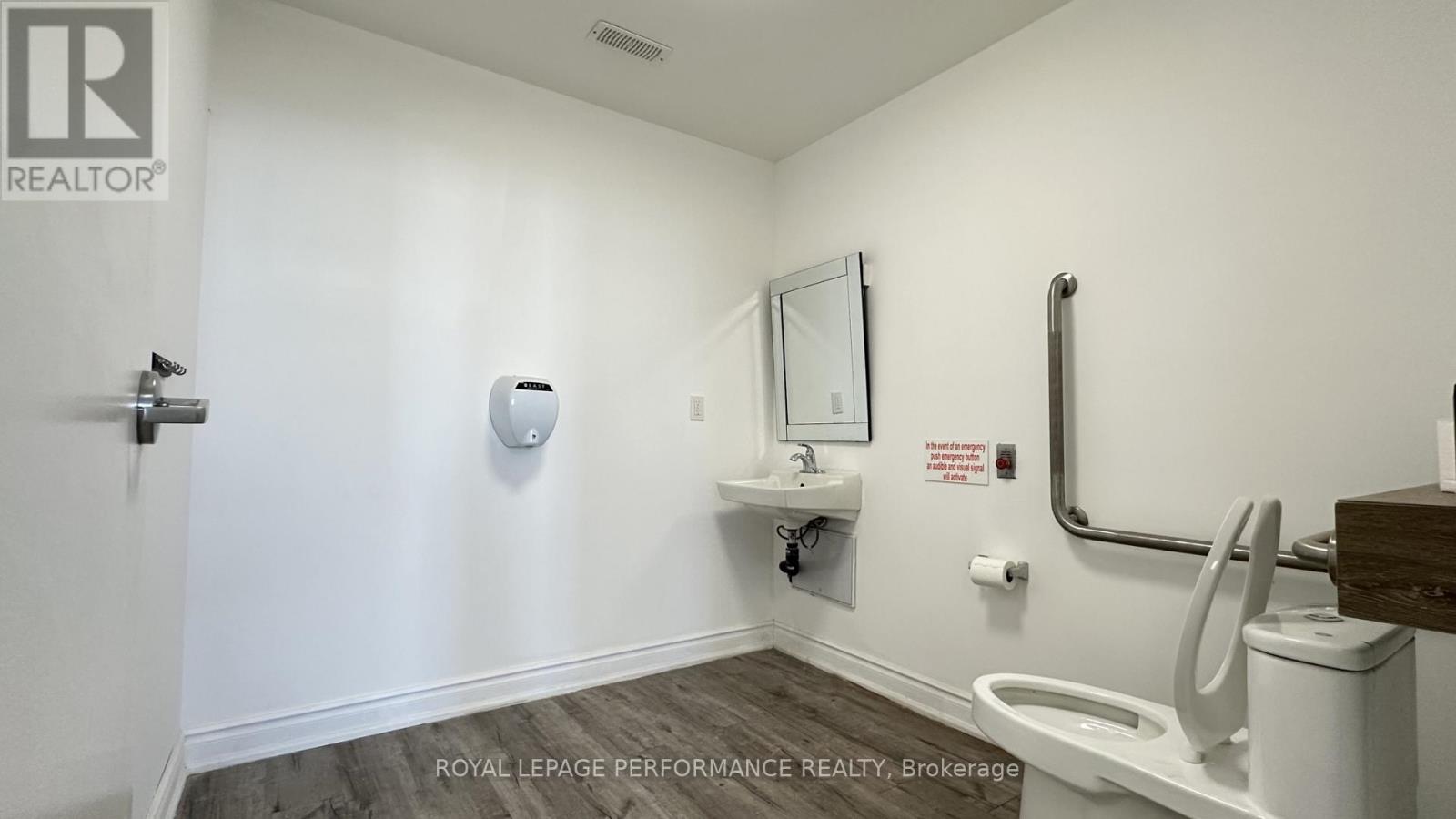 2 - 1618 Michael Street Property Photo 6