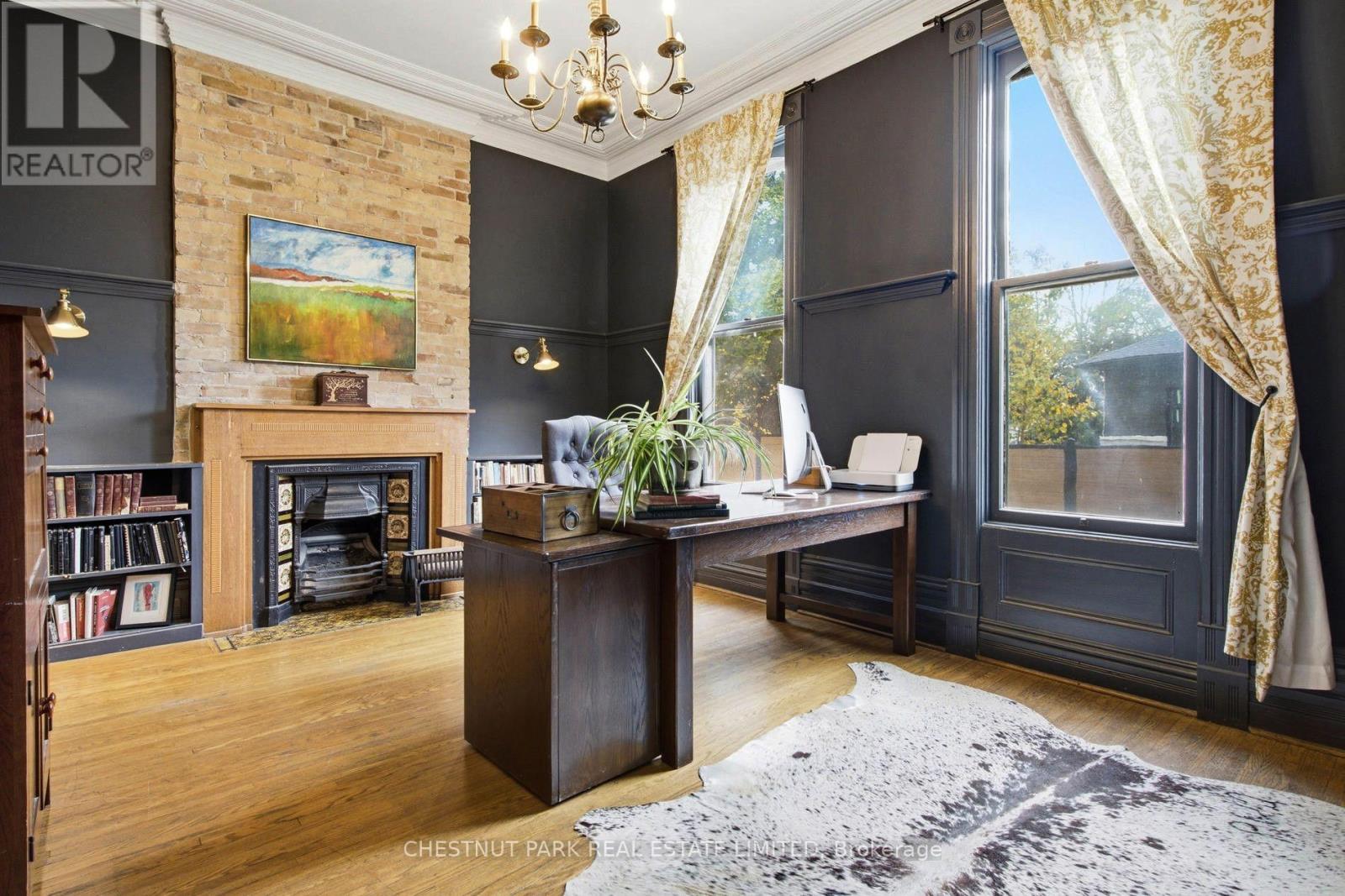 18 Hawarden Avenue Property Photo 14