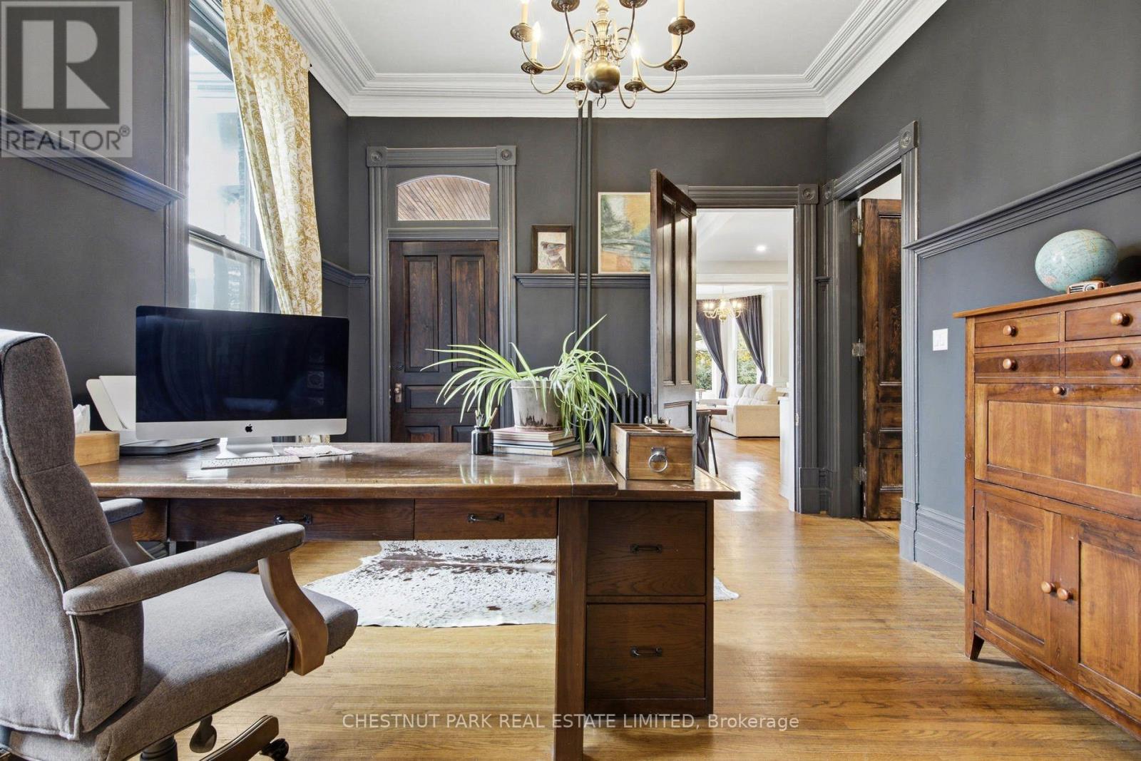 18 Hawarden Avenue Property Photo 15