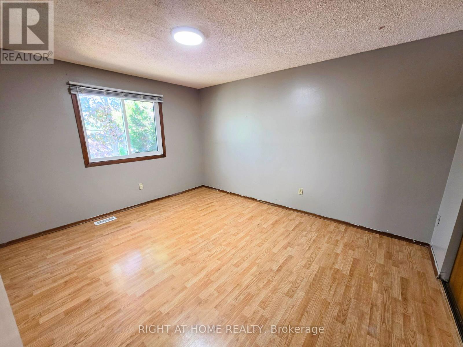 68 Riverdale Drive Property Photo 13