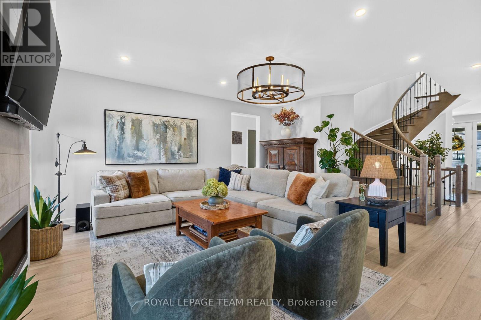 719 Coast Circle Property Photo 18