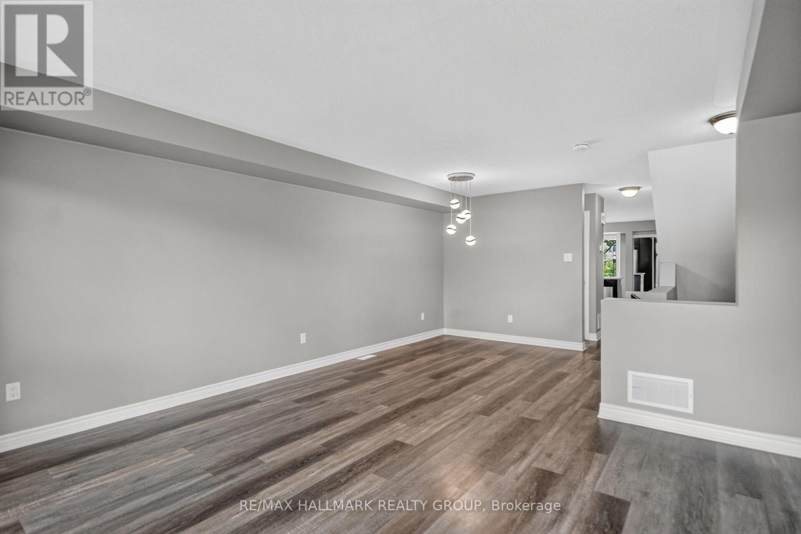 580a Chapman Mills Drive Property Photo 18