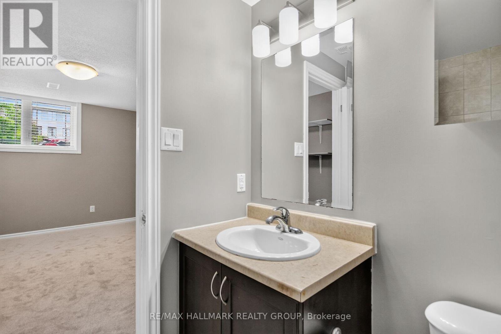 580a Chapman Mills Drive Property Photo 26