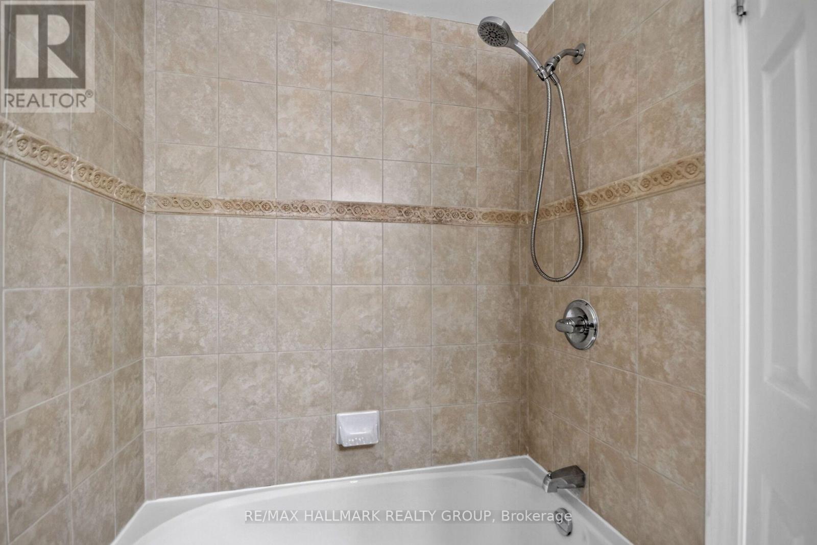 580a Chapman Mills Drive Property Photo 27