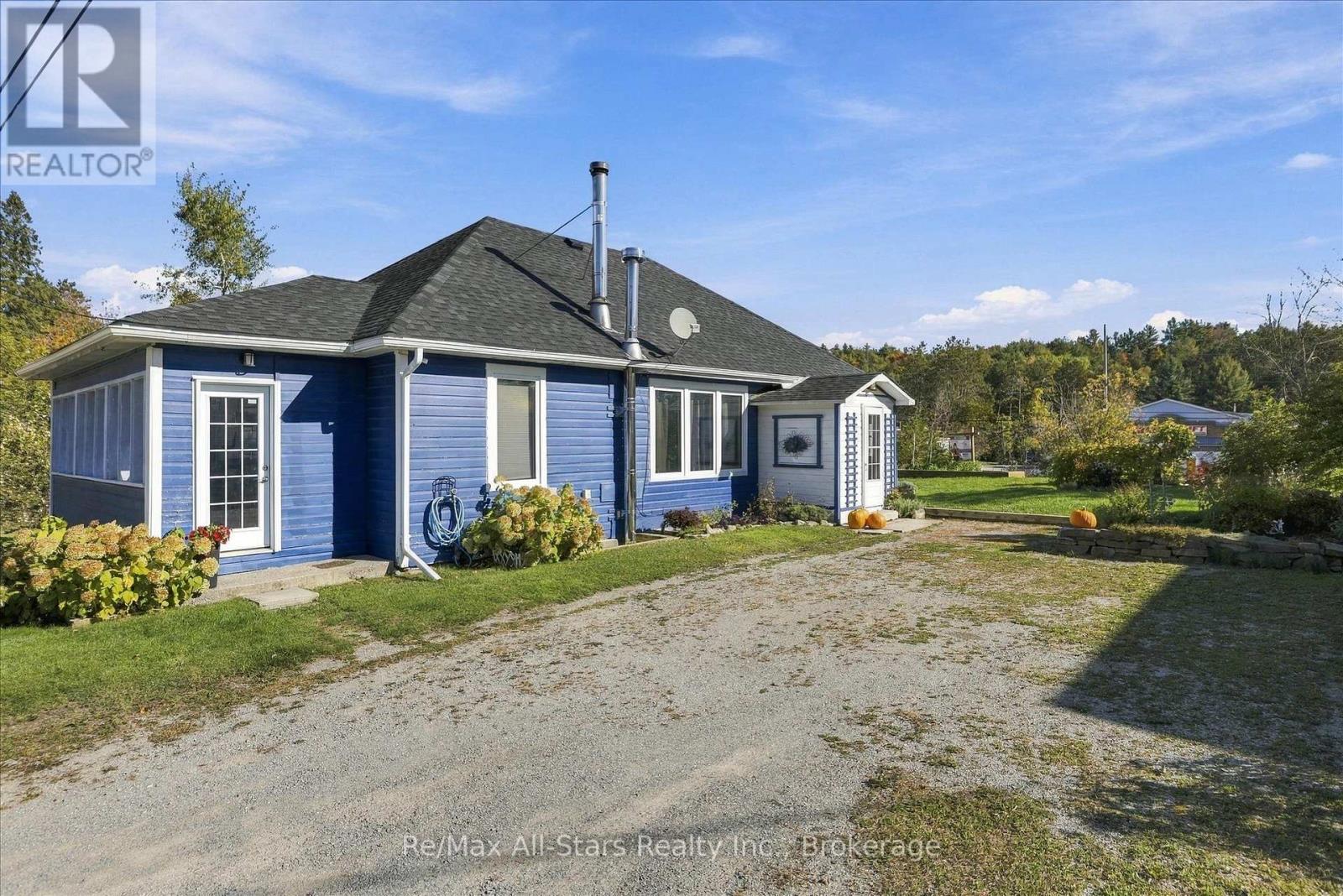 4982 Monck Road Property Photo 3