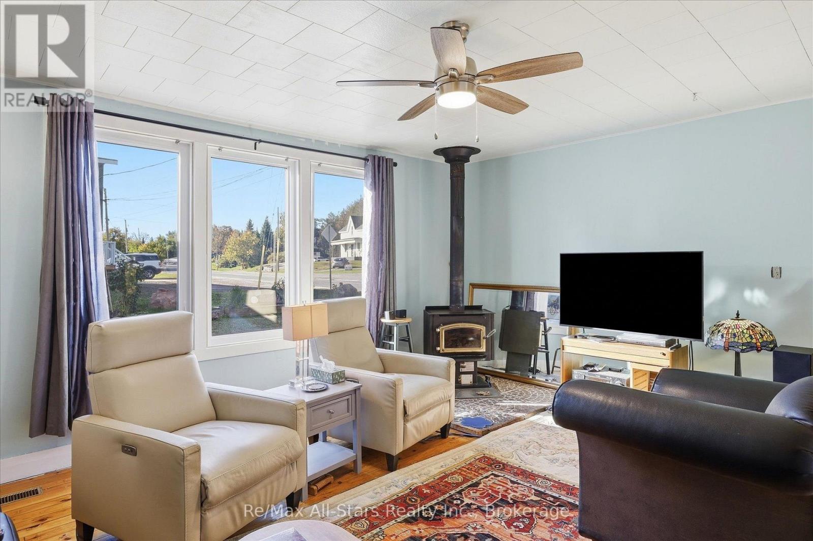 4982 Monck Road Property Photo 14