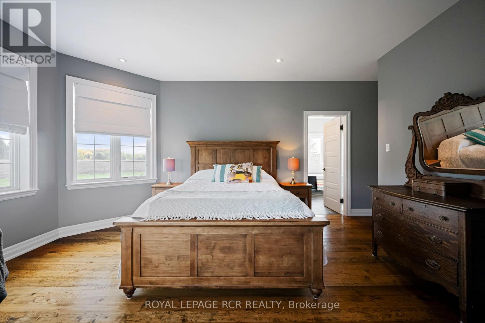 293138 8th Line Property Photo 18