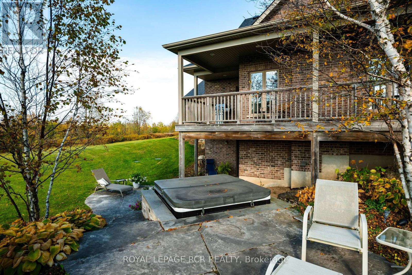 293138 8th Line Property Photo 36