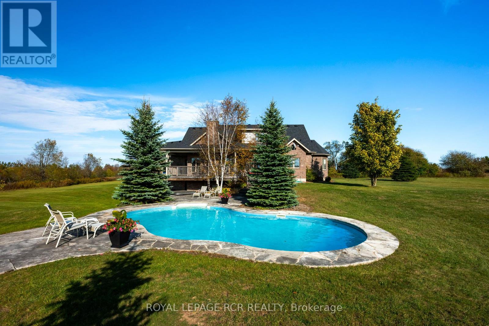 293138 8th Line Property Photo 40