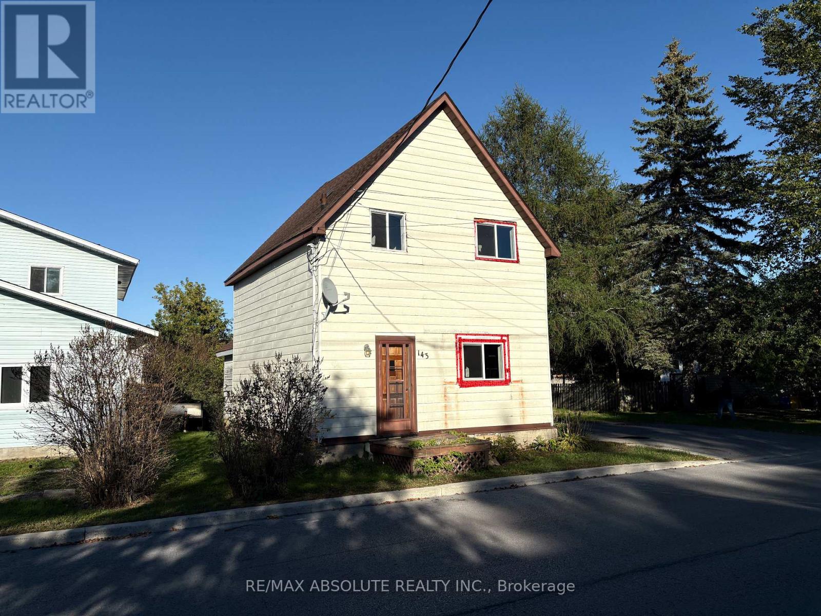 143 Park Avenue Property Photo 2