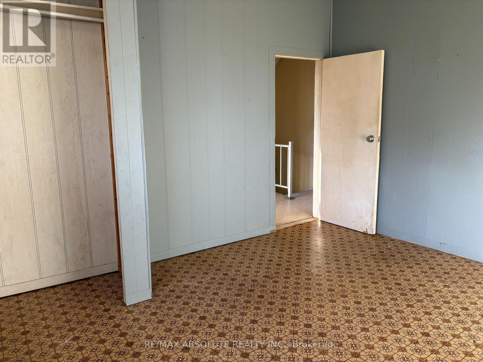 143 Park Avenue Property Photo 17
