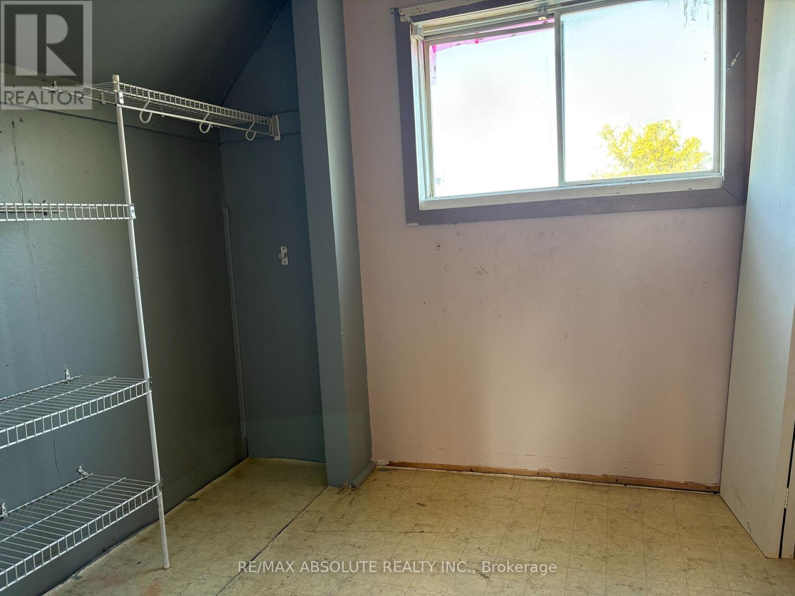 143 Park Avenue Property Photo 22