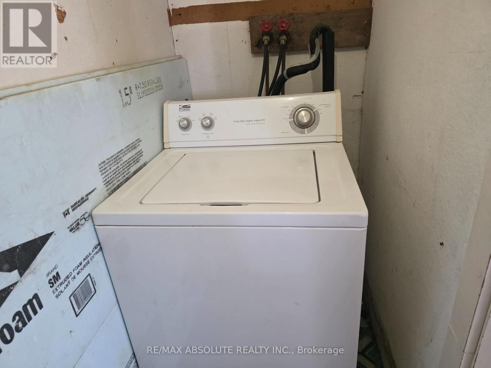 143 Park Avenue Property Photo 25