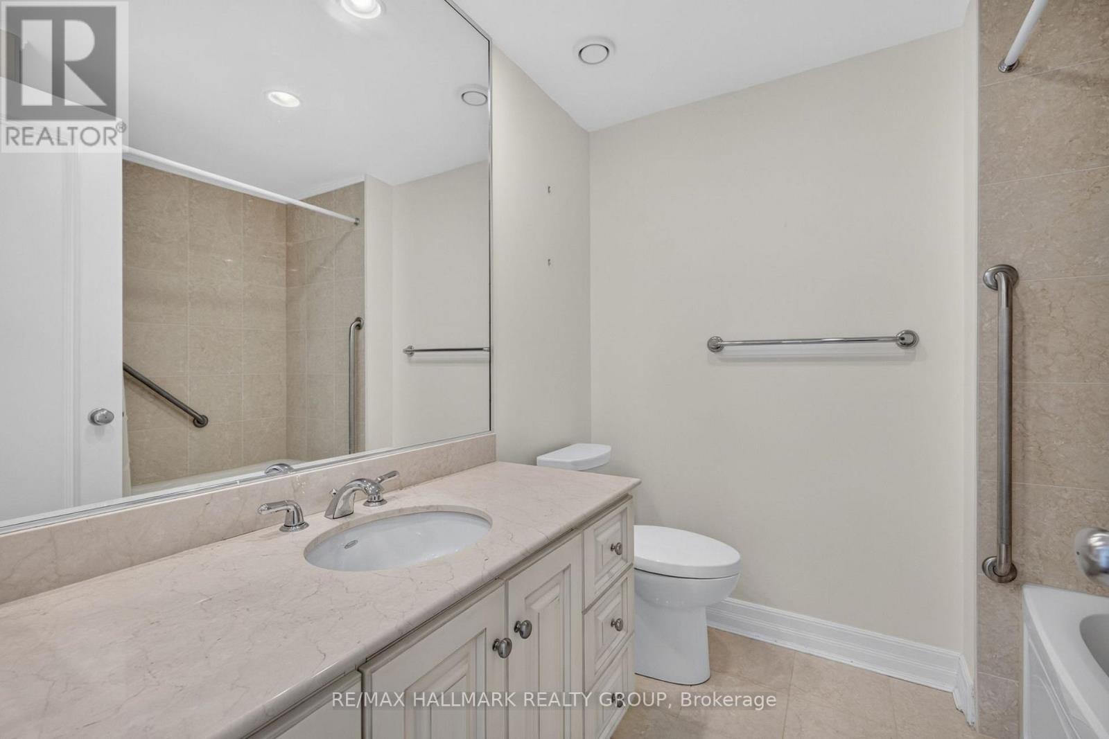 607 - 3590 Rivergate Way Property Photo 24