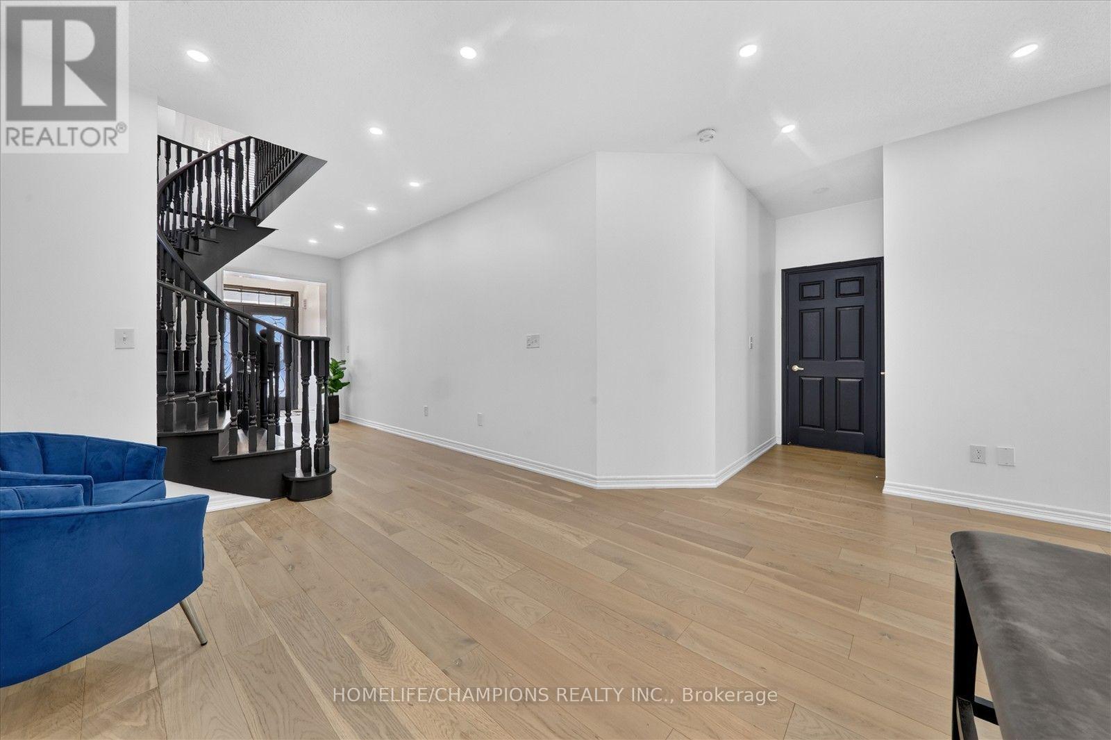 154 Humphrey Street Property Photo 9