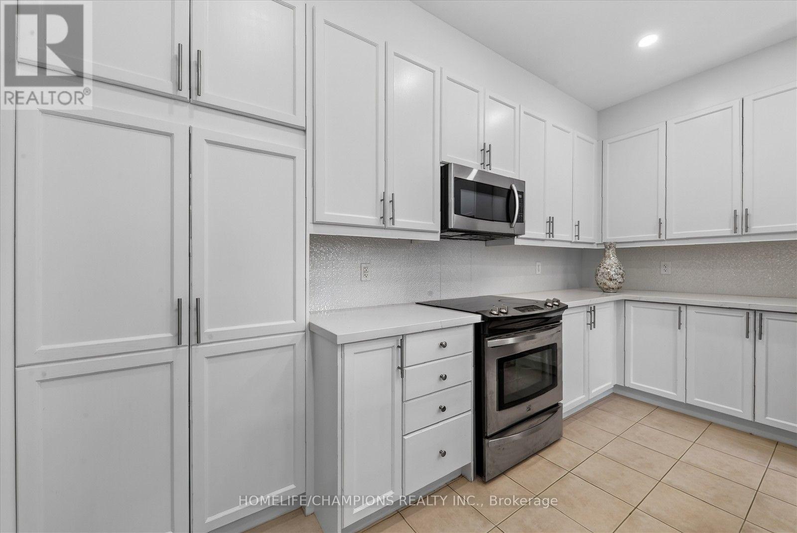 154 Humphrey Street Property Photo 21