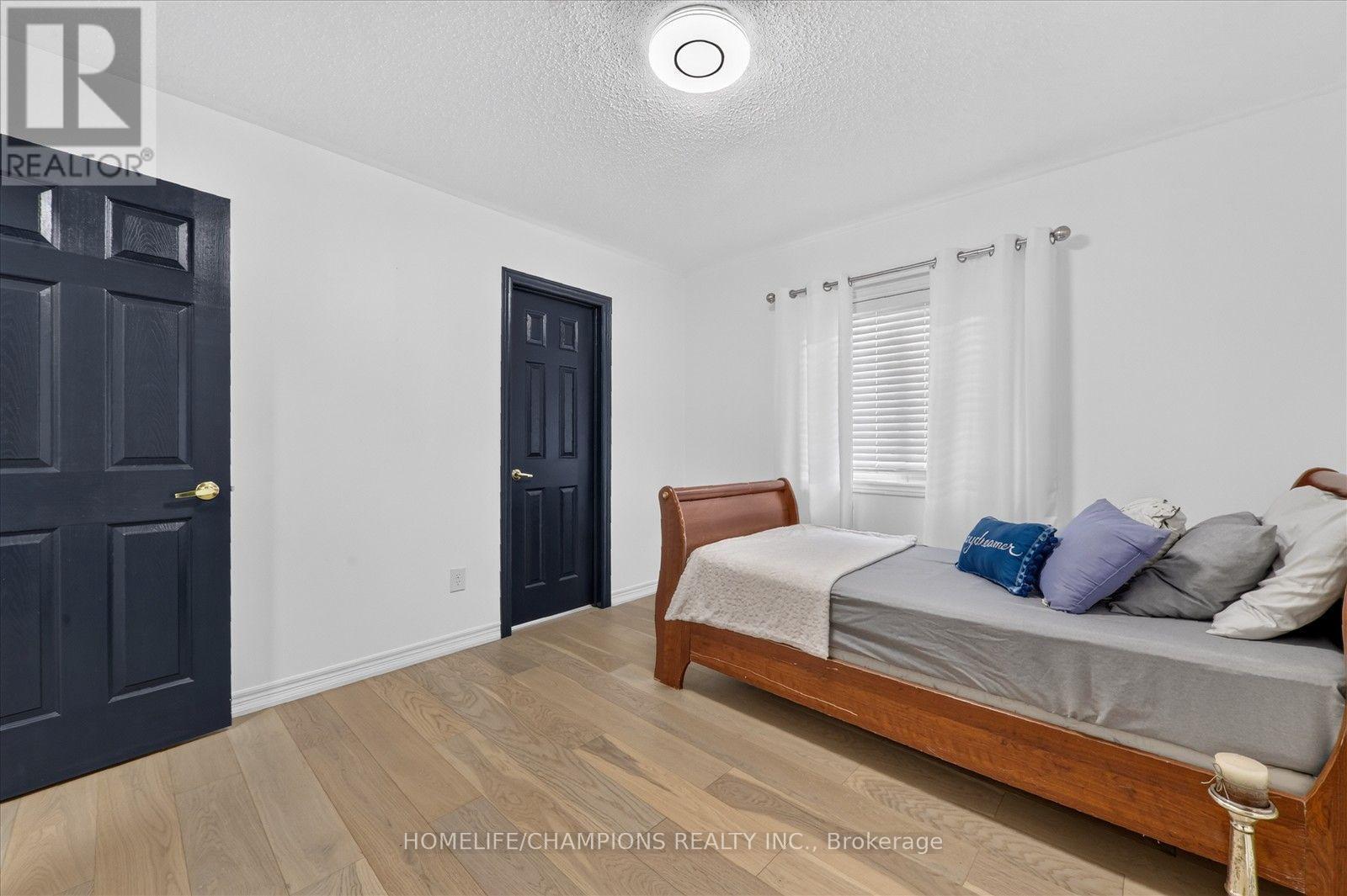 154 Humphrey Street Property Photo 40