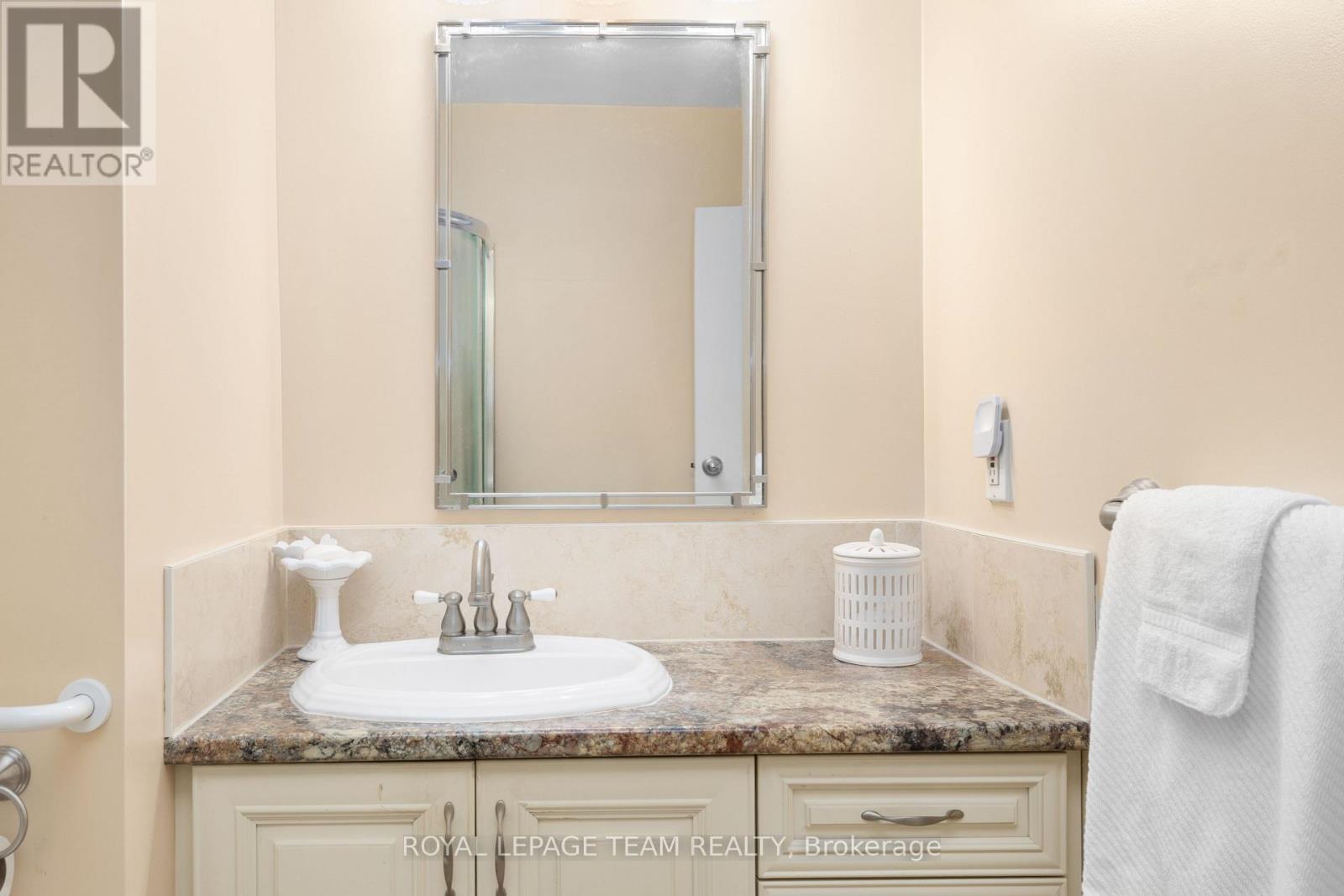 102 - 960 Teron Road S Property Photo 28