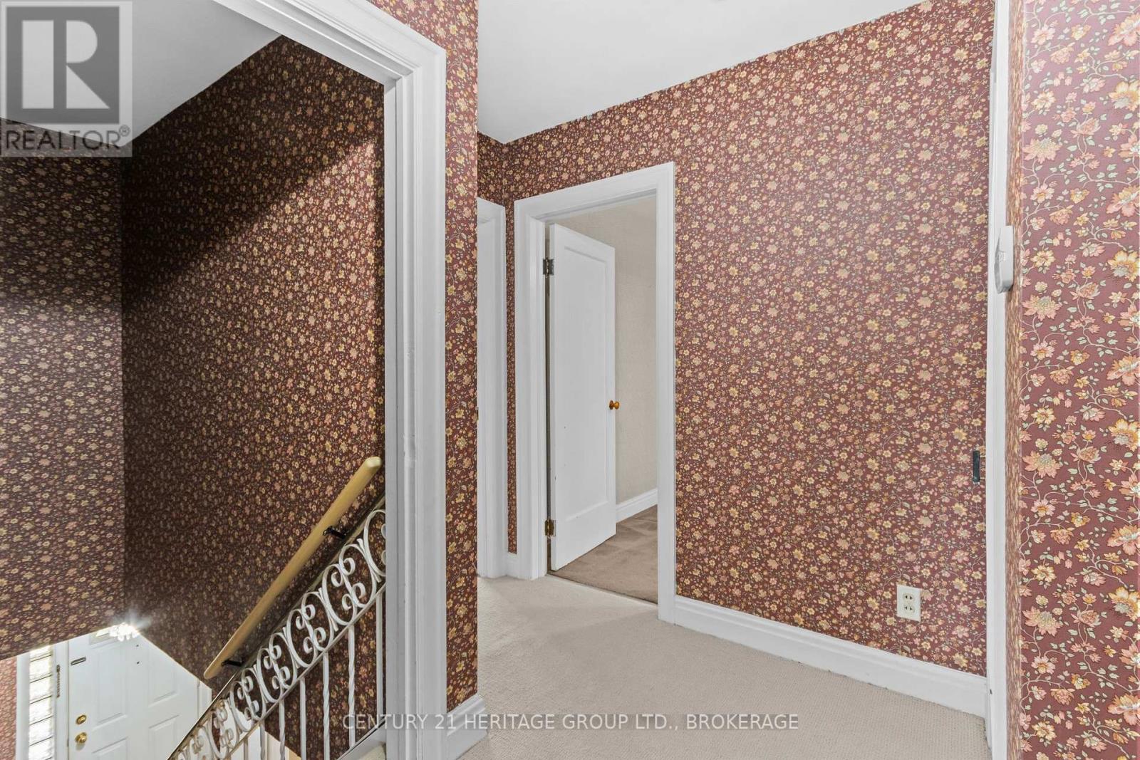 187 College Street Property Photo 22
