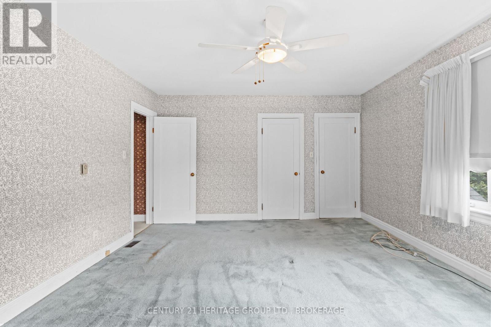 187 College Street Property Photo 24
