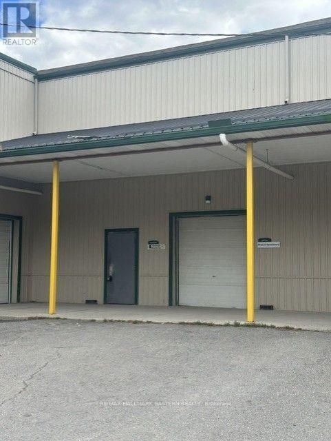 #7 - 910 High Street Property Photo 2
