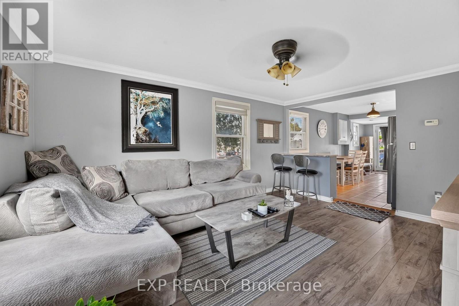 6063 Cadham Street Property Photo 6