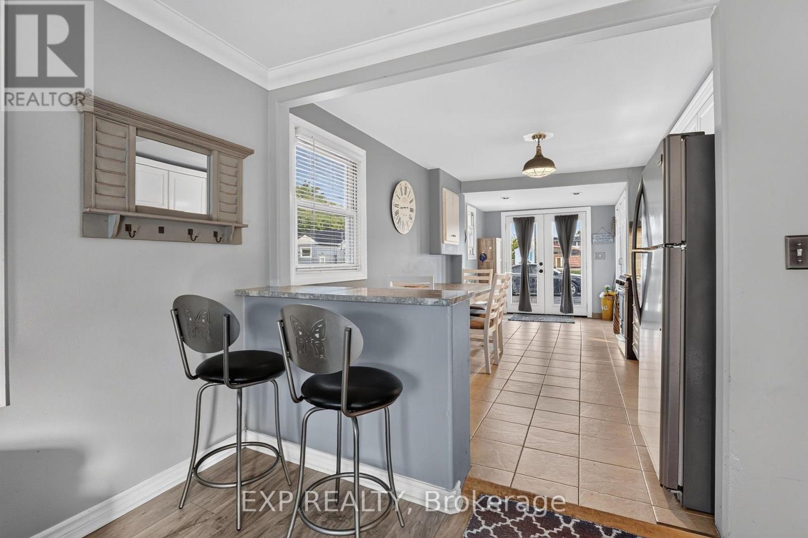 6063 Cadham Street Property Photo 9