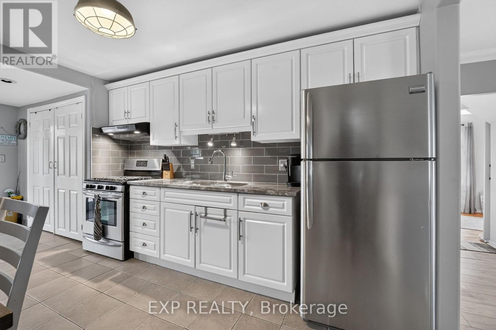 6063 Cadham Street Property Photo 11
