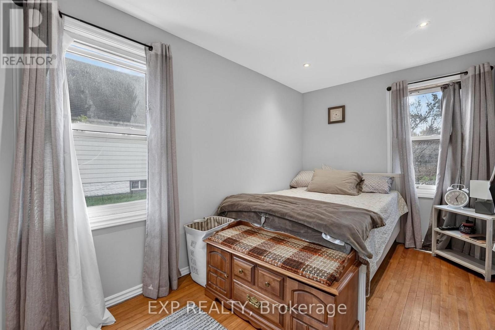 6063 Cadham Street Property Photo 17