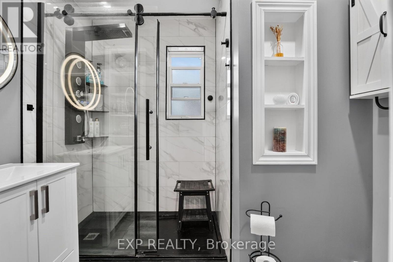 6063 Cadham Street Property Photo 19