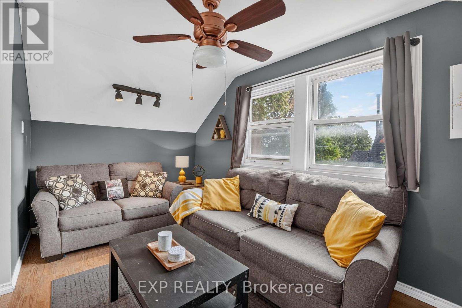 6063 Cadham Street Property Photo 29