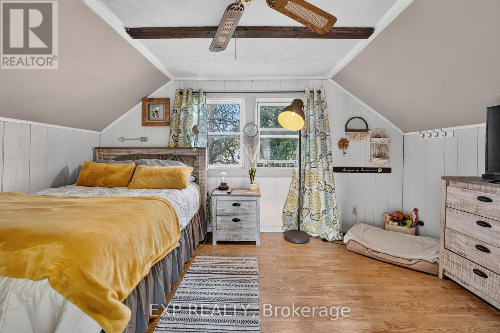 6063 Cadham Street Property Photo 32