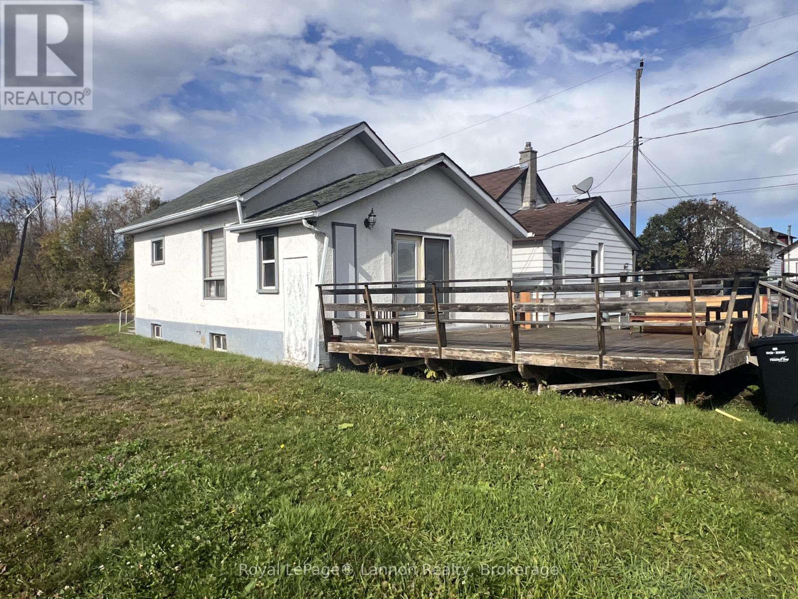 1612 Crawford Avenue Property Photo 3