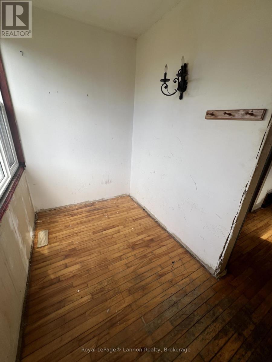 1612 Crawford Avenue Property Photo 5