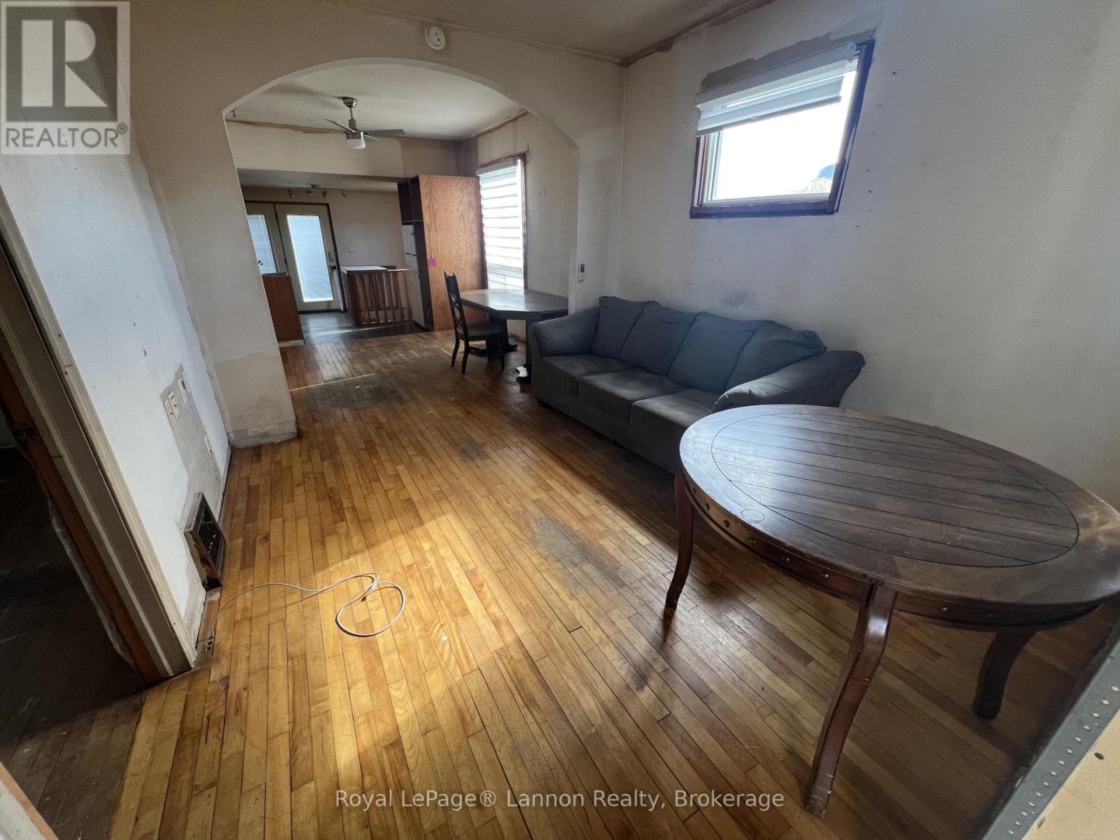 1612 Crawford Avenue Property Photo 6