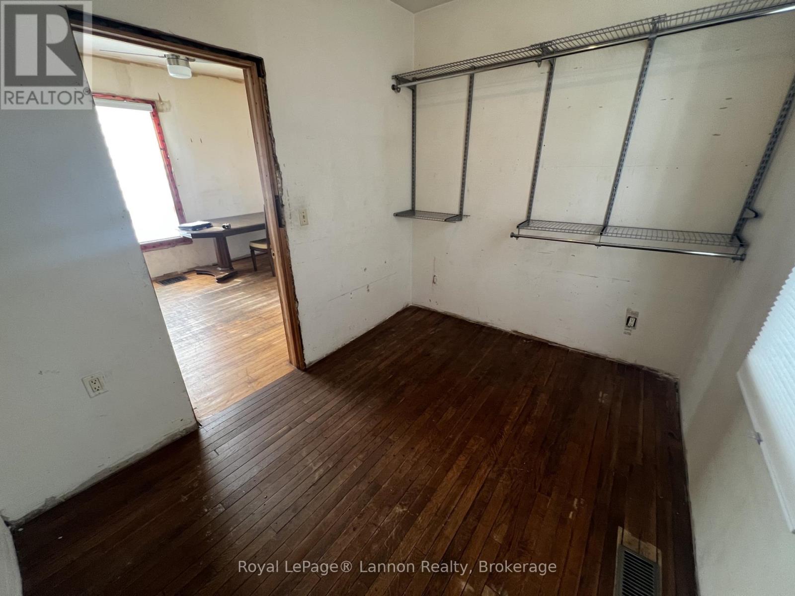 1612 Crawford Avenue Property Photo 10