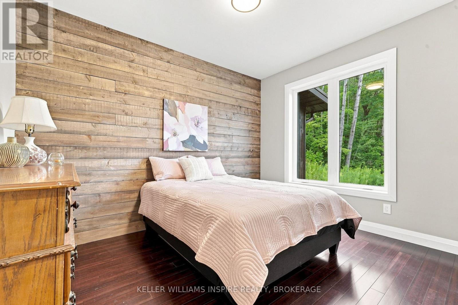 866 Godolphin Road Property Photo 22