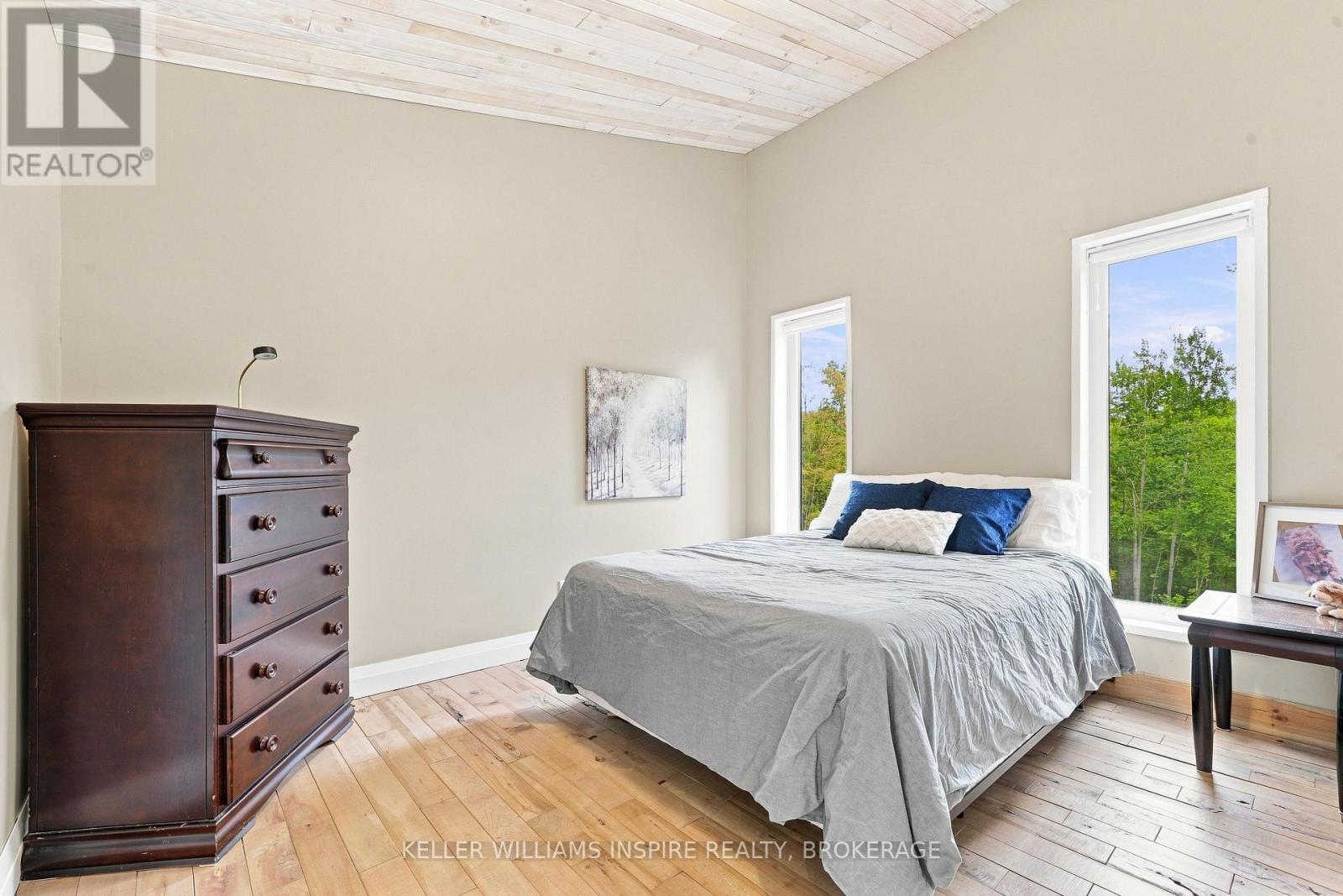 866 Godolphin Road Property Photo 29