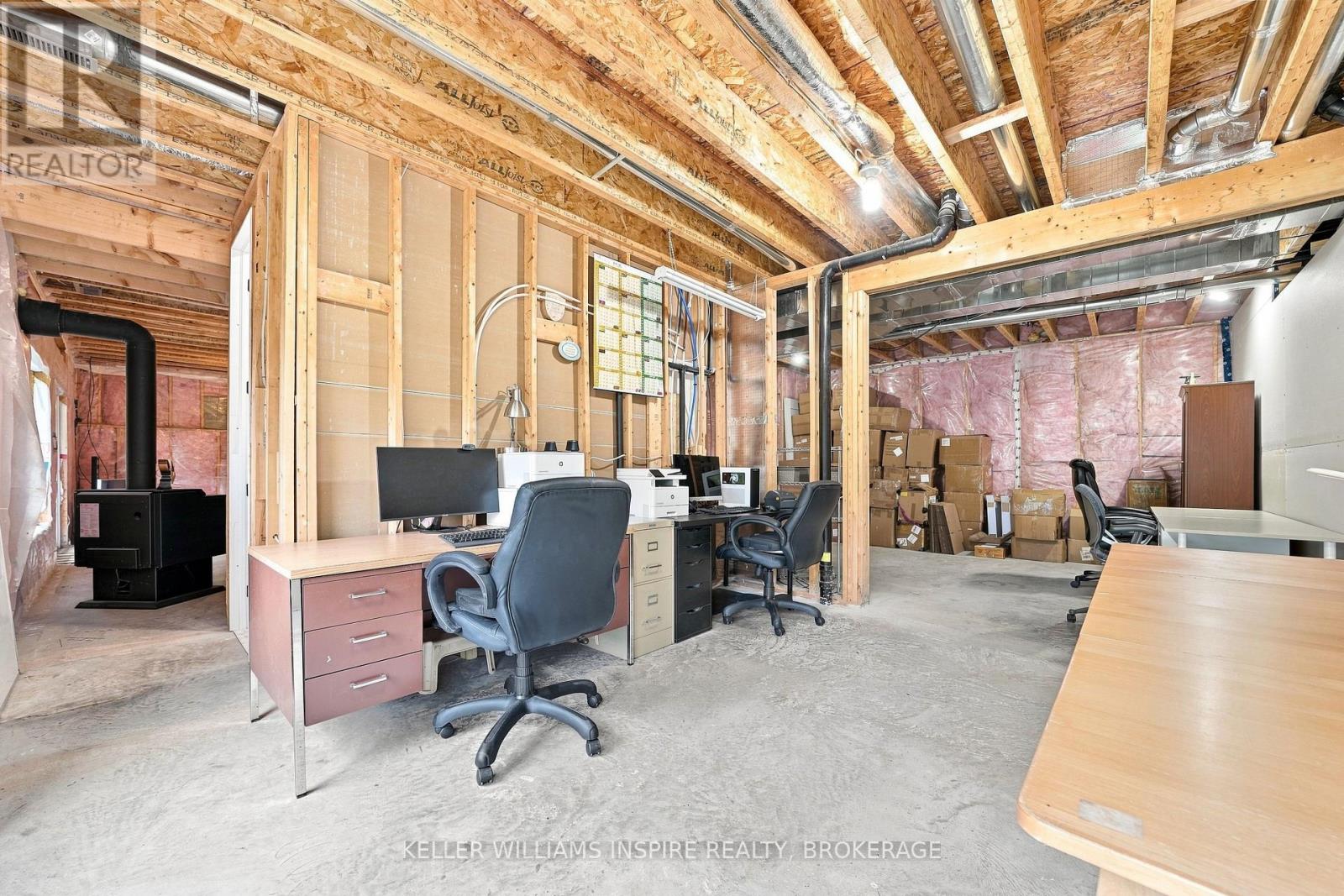 866 Godolphin Road Property Photo 32