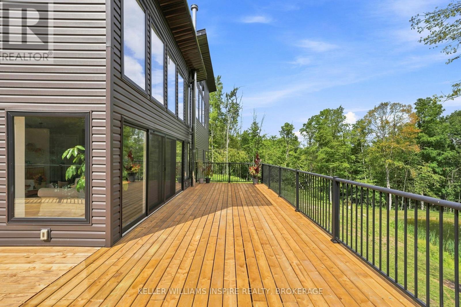 866 Godolphin Road Property Photo 36