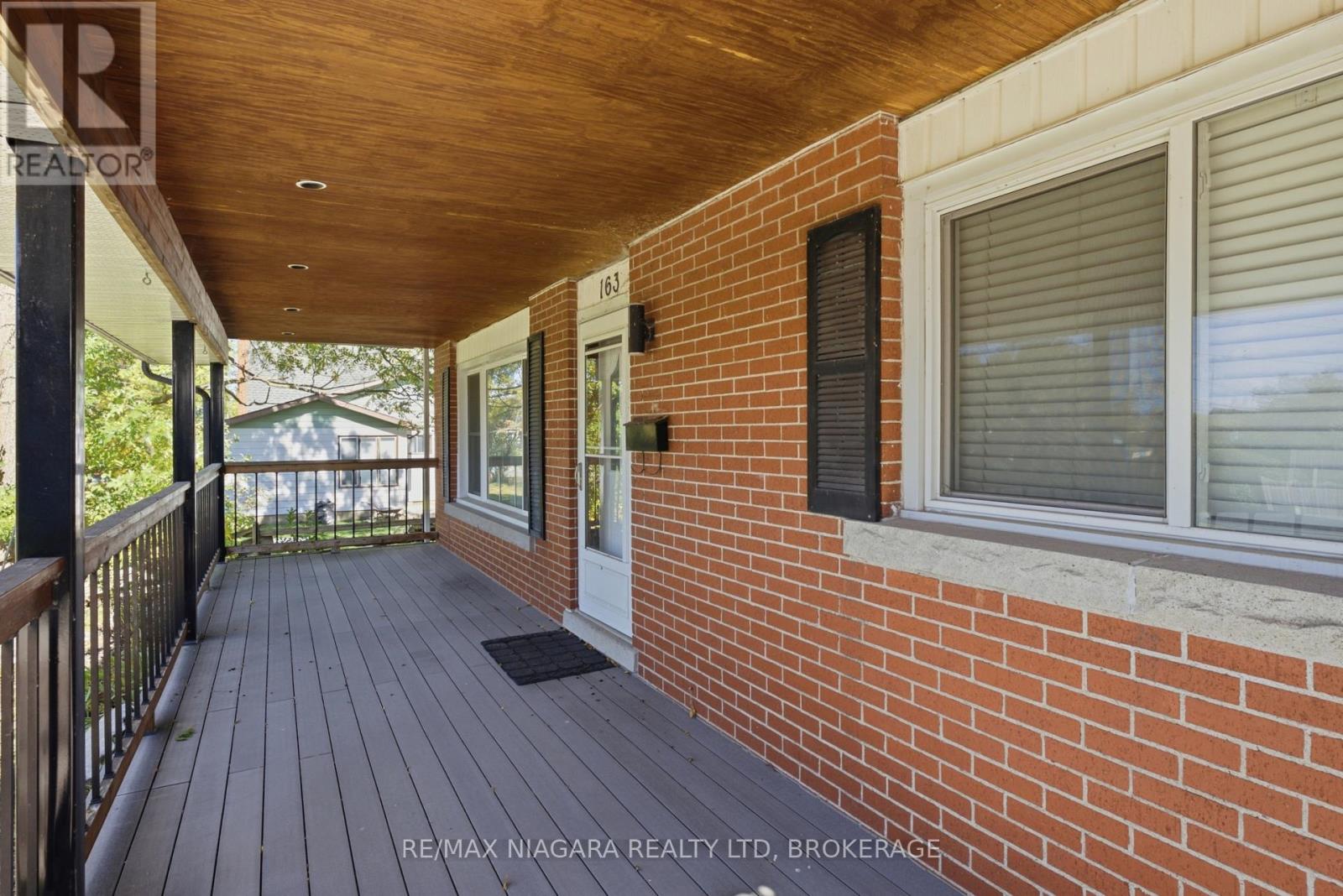 163 Champlain Drive Property Photo 3