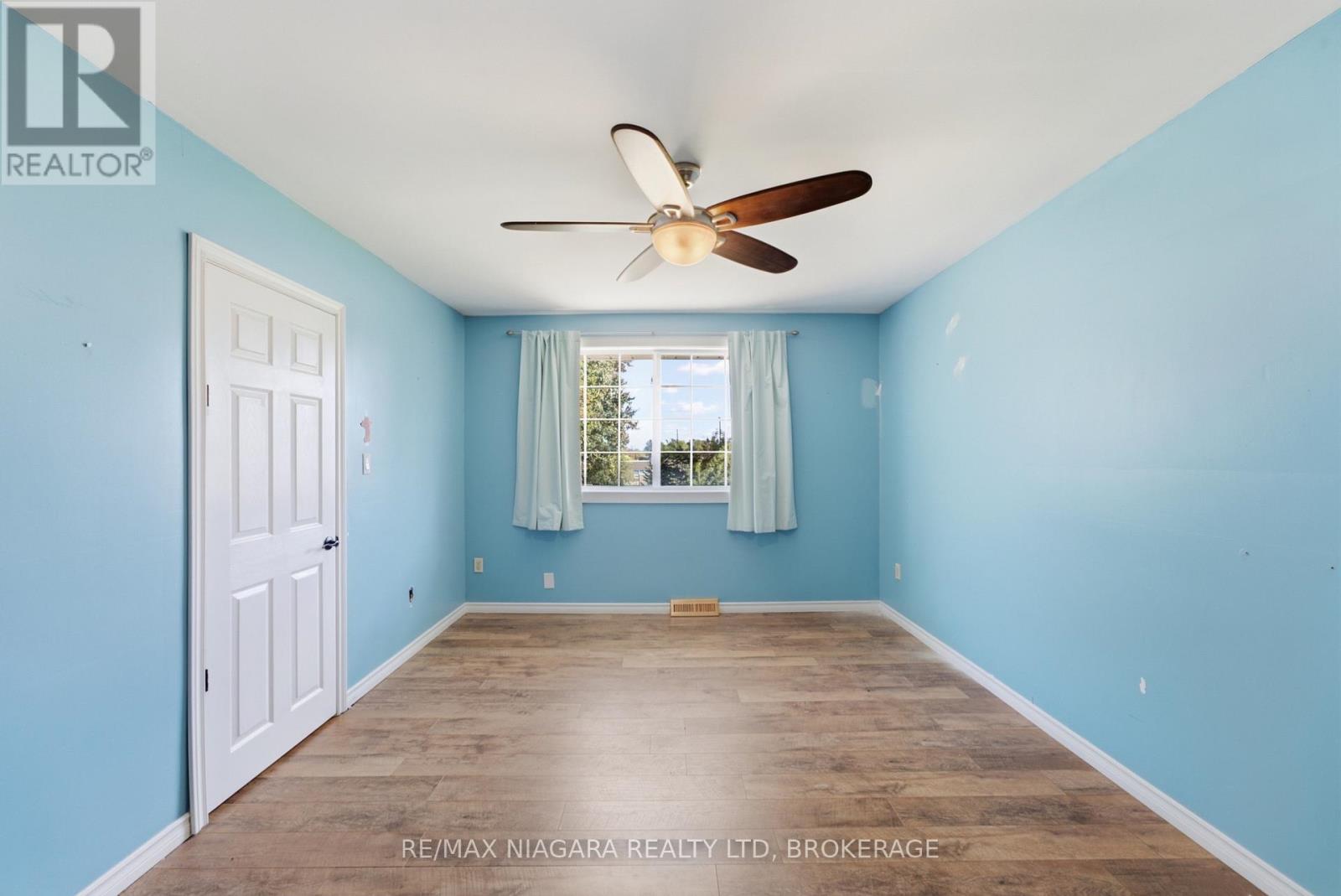 163 Champlain Drive Property Photo 16