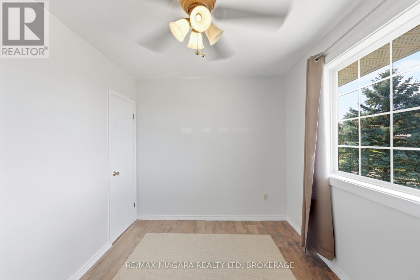 163 Champlain Drive Property Photo 20