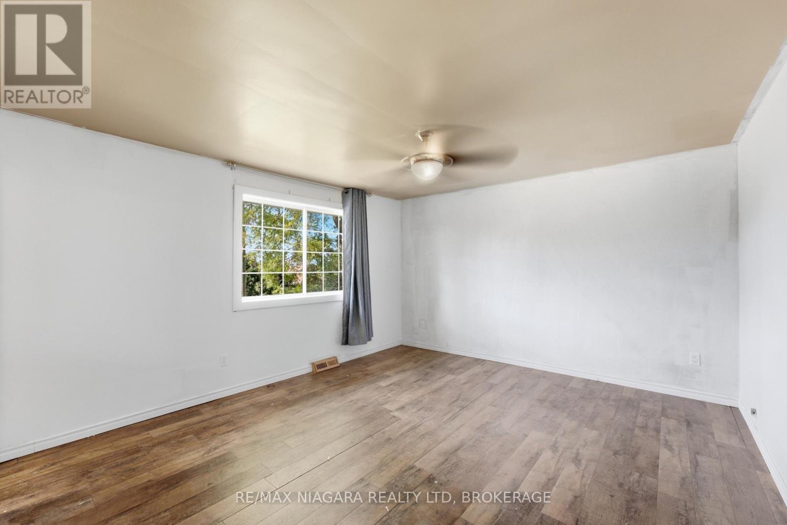 163 Champlain Drive Property Photo 22