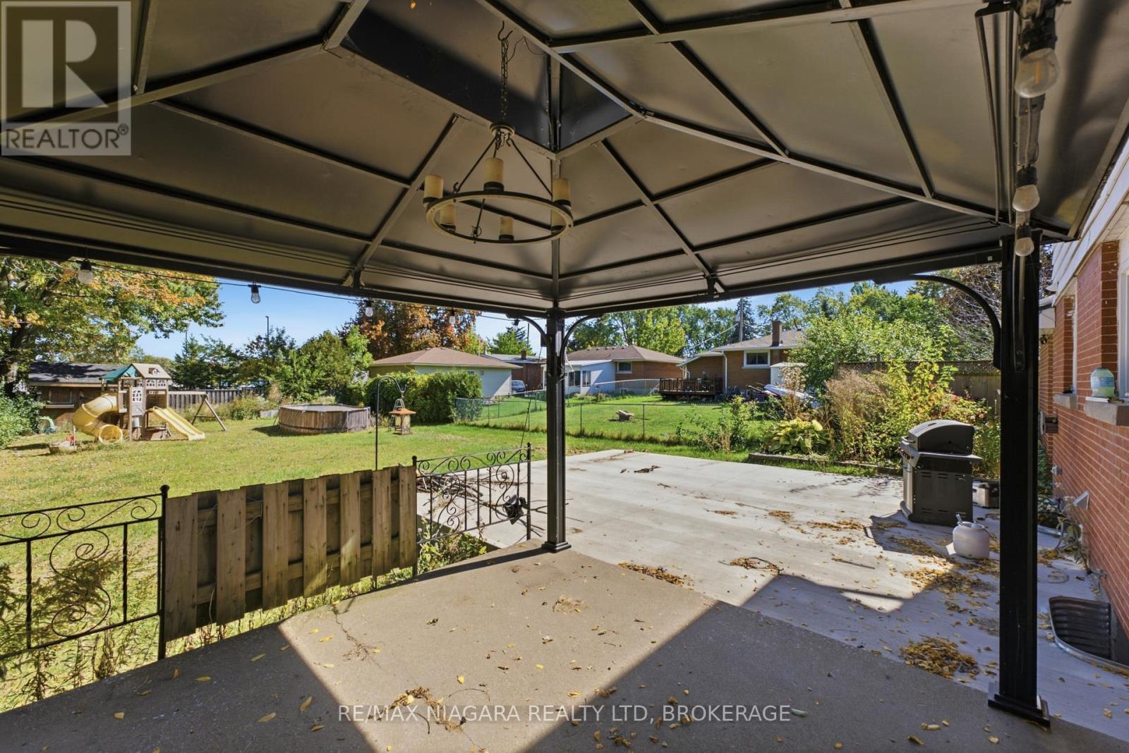 163 Champlain Drive Property Photo 29