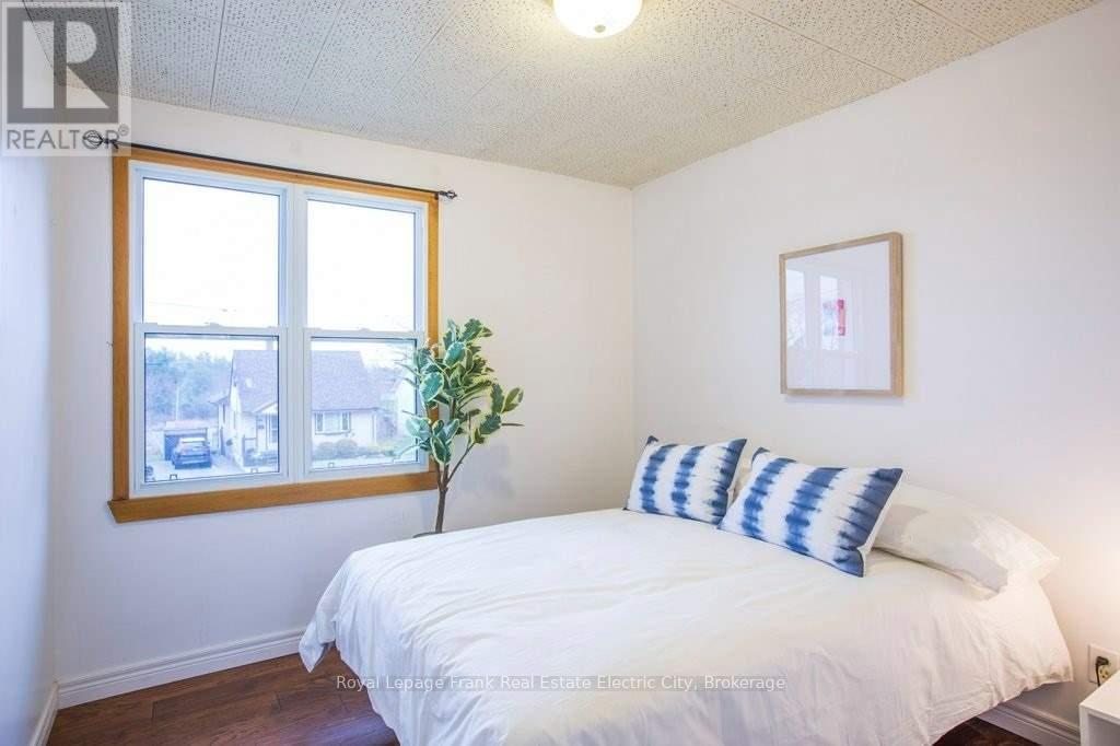 611 Watts Avenue Property Photo 8