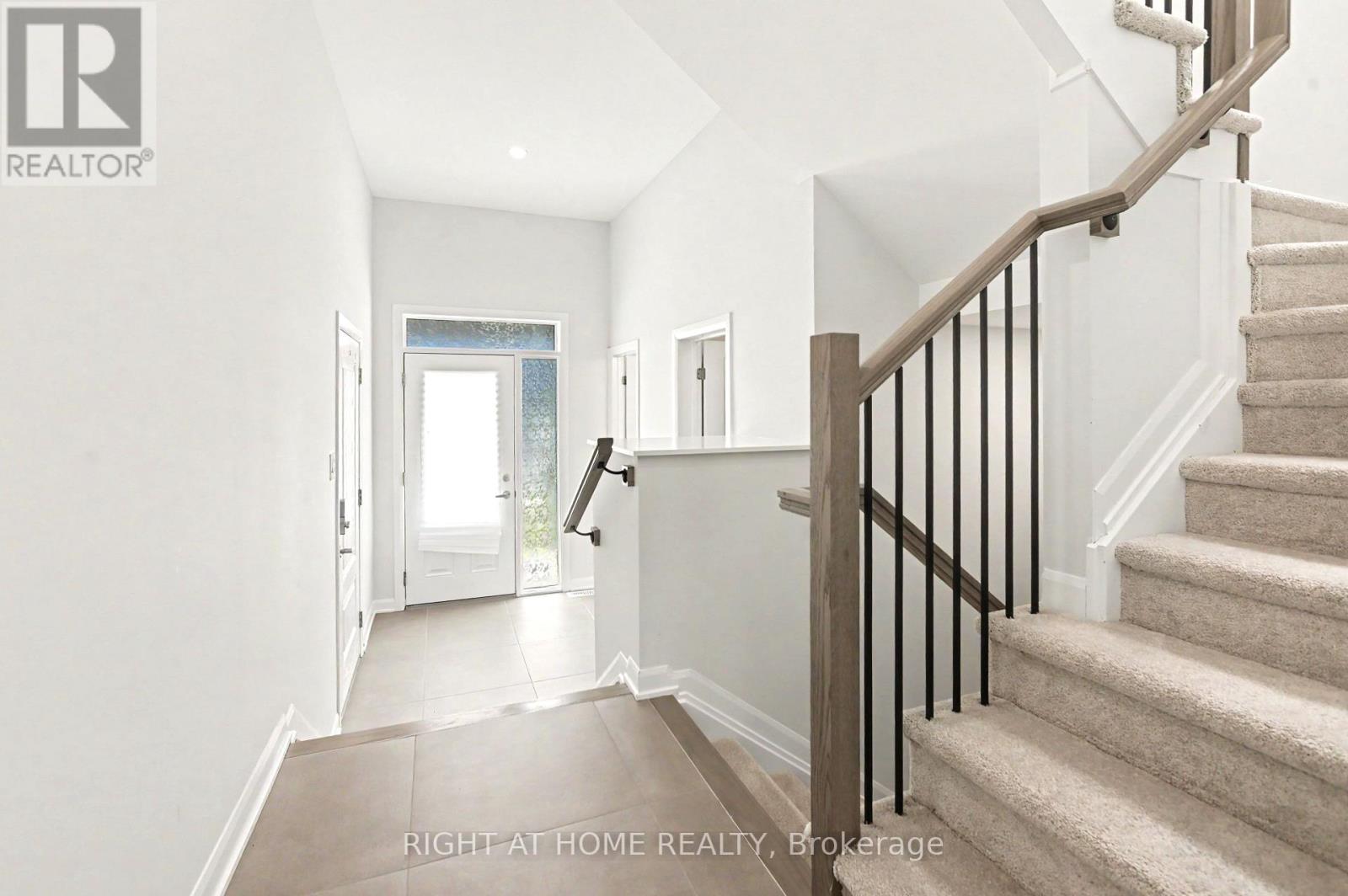 122 Lynn Coulter Street Property Photo 3