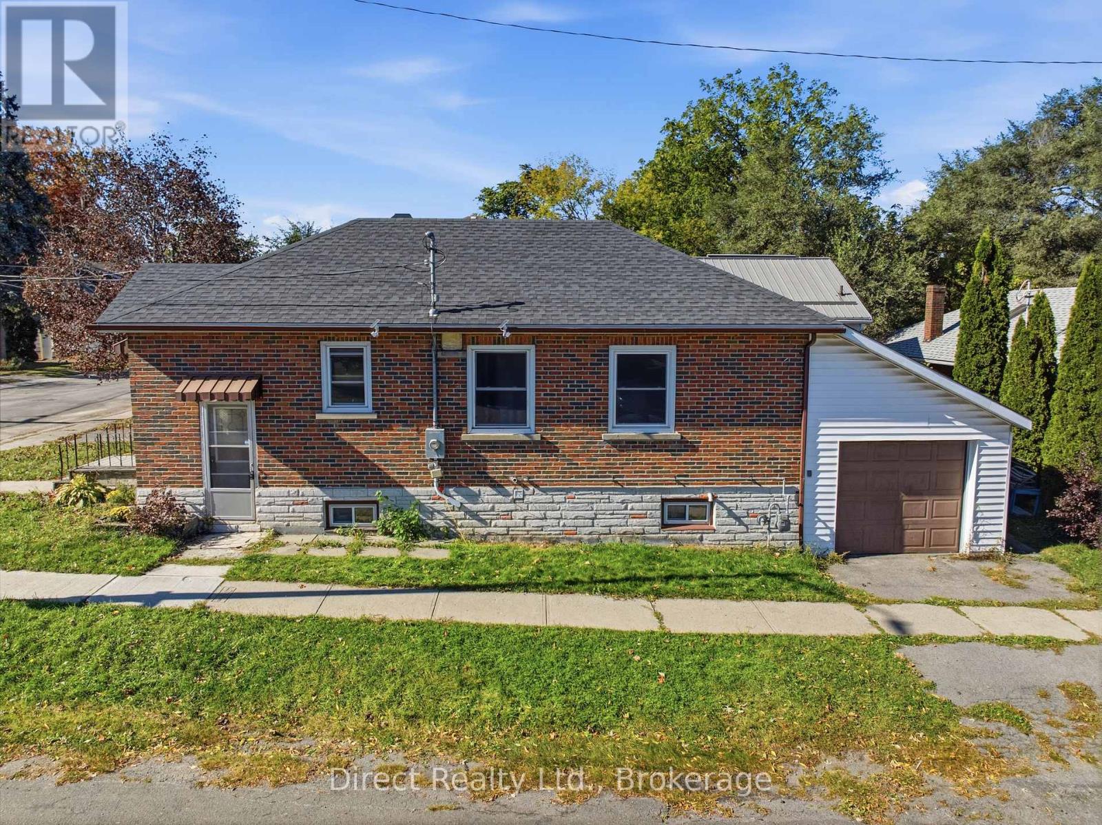 32 Meyers Street Property Photo 22